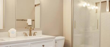 獨棟房屋, 多張床 (Searenity) | 浴室 | 毛巾