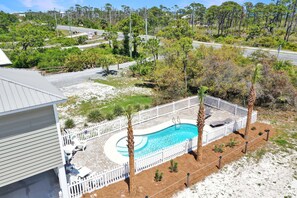 House, Multiple Beds (Searenity) | Pool