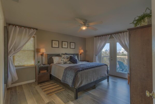 House, 3 Bedrooms | 3 bedrooms, individually decorated, individually furnished - Salt Cured by Pristine Properties (Port St. Joe)