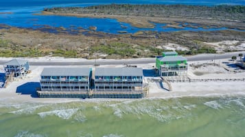 House, Multiple Beds (Their Inheritance) | Beach | On the beach