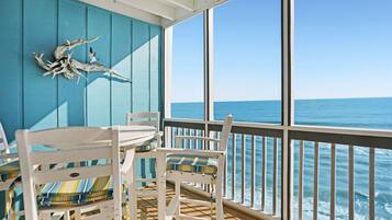 Townhome, 3 Bedrooms | Balcony