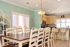 Dining - Villa del Sol (Port St. Joe)