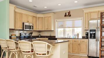 House, Multiple Beds (Villa del Sol) | Private kitchen