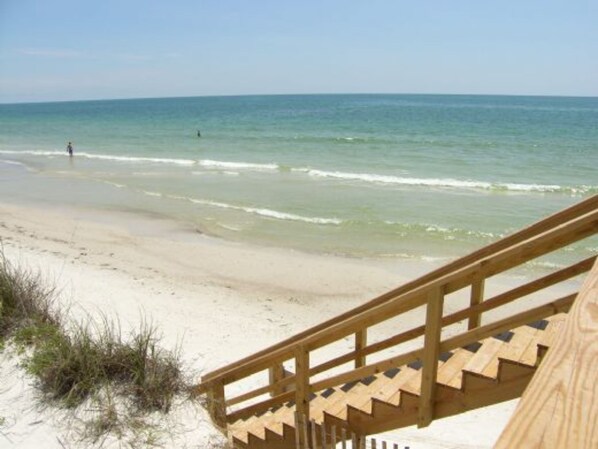 Townhome, 2 Bedrooms | Beach