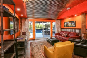Living area - The House on the Blue Shore of Silence (Port St. Joe)
