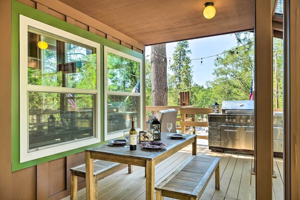 Groveland Vacation Rental | 5BR | 3.5BA | 2,080 Sq Ft | Access Only by Stairs