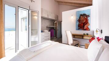 2 makuuhuonetta, silitysrauta/-lauta, ilmainen Wi-Fi