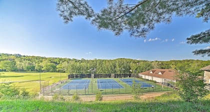 Branson West Villa w/ Golf Course View & Pool!