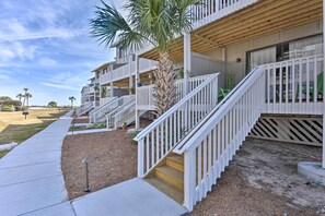 Exterior - Relaxing Harbor Island Condo: Walk to the Beach! (St. Helena Island)