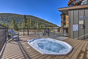 Terrace/patio - Walk to Lifts: Condo w/ Mtn Views in Keystone! (Keystone)