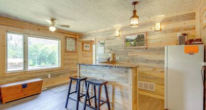 Contact Mountain Hideaway w/ Views & Porches!