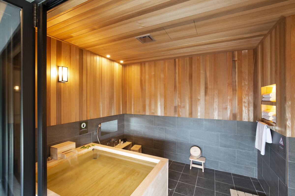 Chambre Double Familiale | Salle de bain