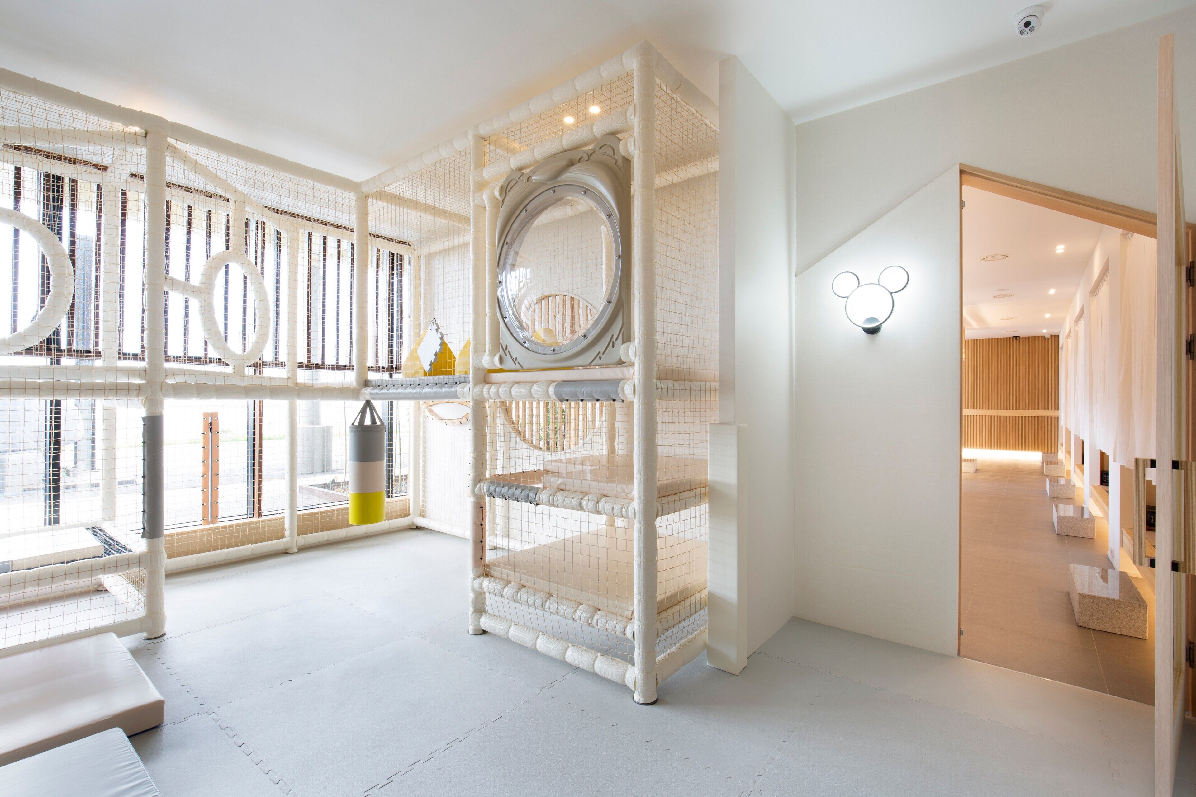 children’s play area – indoor