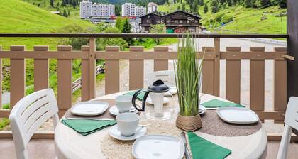 Schöne Wohnung für 4 Gäste mit W-LAN, TV, Balkon und Haustiere erlaubt