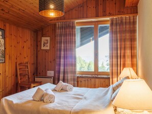 3 Schlafzimmer, Reisekinderbett, kostenloses WLAN