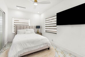 3 chambres, fer et planche à repasser, Wi-Fi gratuit, draps fournis