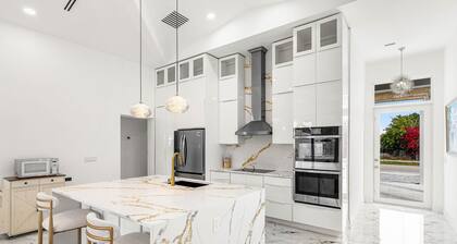 Your Sunshine Escape Awaits in Delray Beach!