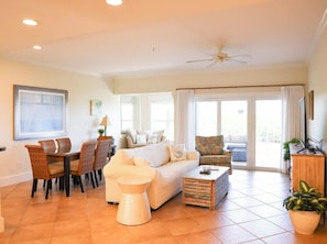 Smart TV, books - Gorgeous Ocean View in Paradise - Three Bedroom Condo - Minutes from Key West! (Key West)