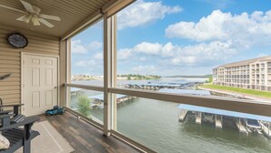 Interior - Truly the Best Location & Sunsets on the Lake! Dining & Shopping 2 minutes away! (Osage Beach)