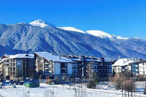 Exterior - 1 Bed - Sleeps 4 - Pets - Mountain Views (Bansko)