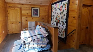 5 bedrooms, travel cot, free WiFi, bed sheets