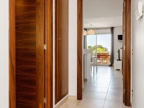 Interior - Dream vacations sea front with the family (Miami Platja)