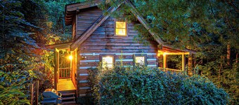 Porch Swing, Jacuzzi Tub, Wi-Fi, Dogs ok, near NP