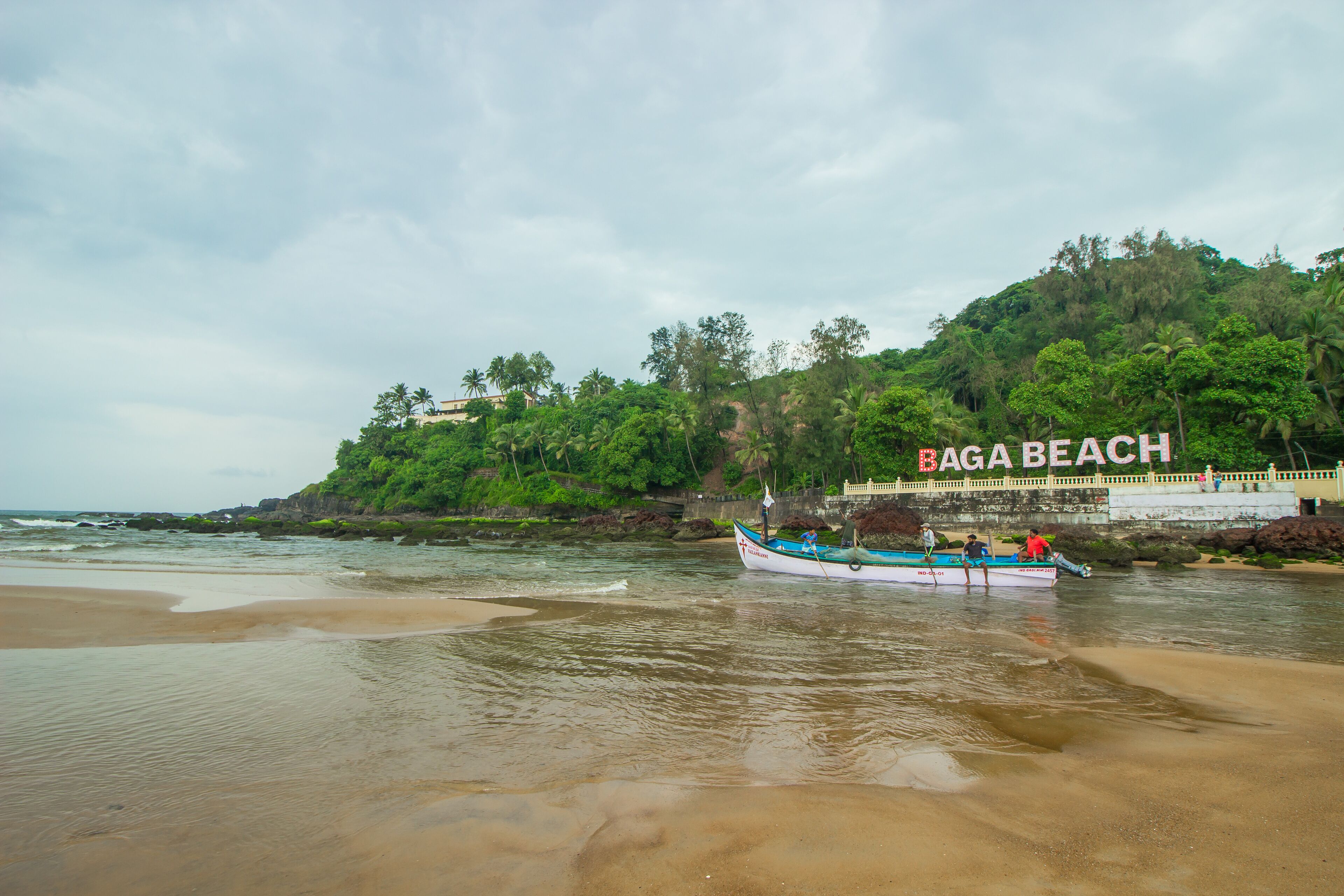 On the beach, 4 beach bars