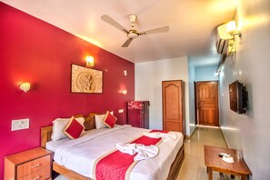 Habitació doble Deluxe | Llençols de cotó egipci, roba de llit d'alta qualitat i escriptori 
