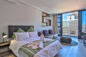 Bügeleisen/Bügelbrett, kostenloses WLAN