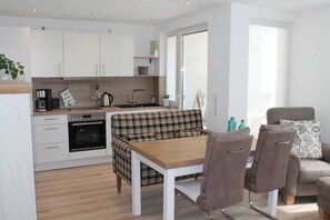 Kjøleskap, ovn og oppvaskmaskin