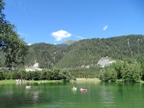 Unclassified image, 3 of 97, button