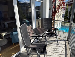 Unclassified image, 3 of 18, button - App. Meeresrauscher, Strandnah, Gelkamin u. Balkon - App. mit 1 SZ und Schlafsofa - Aufbettung 3./4 (Binz)