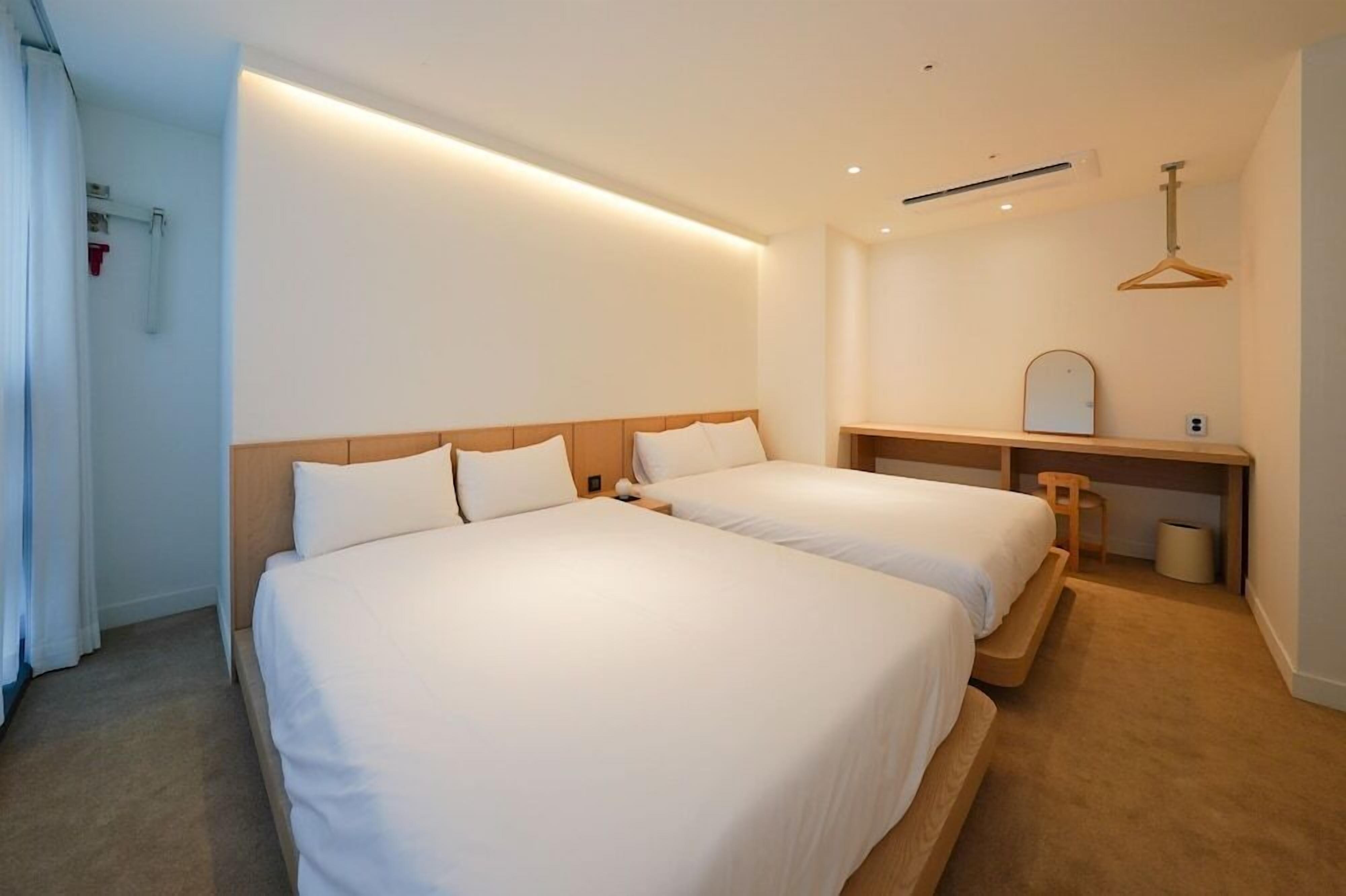Blackout drapes, iron/ironing board, free WiFi, bed sheets
