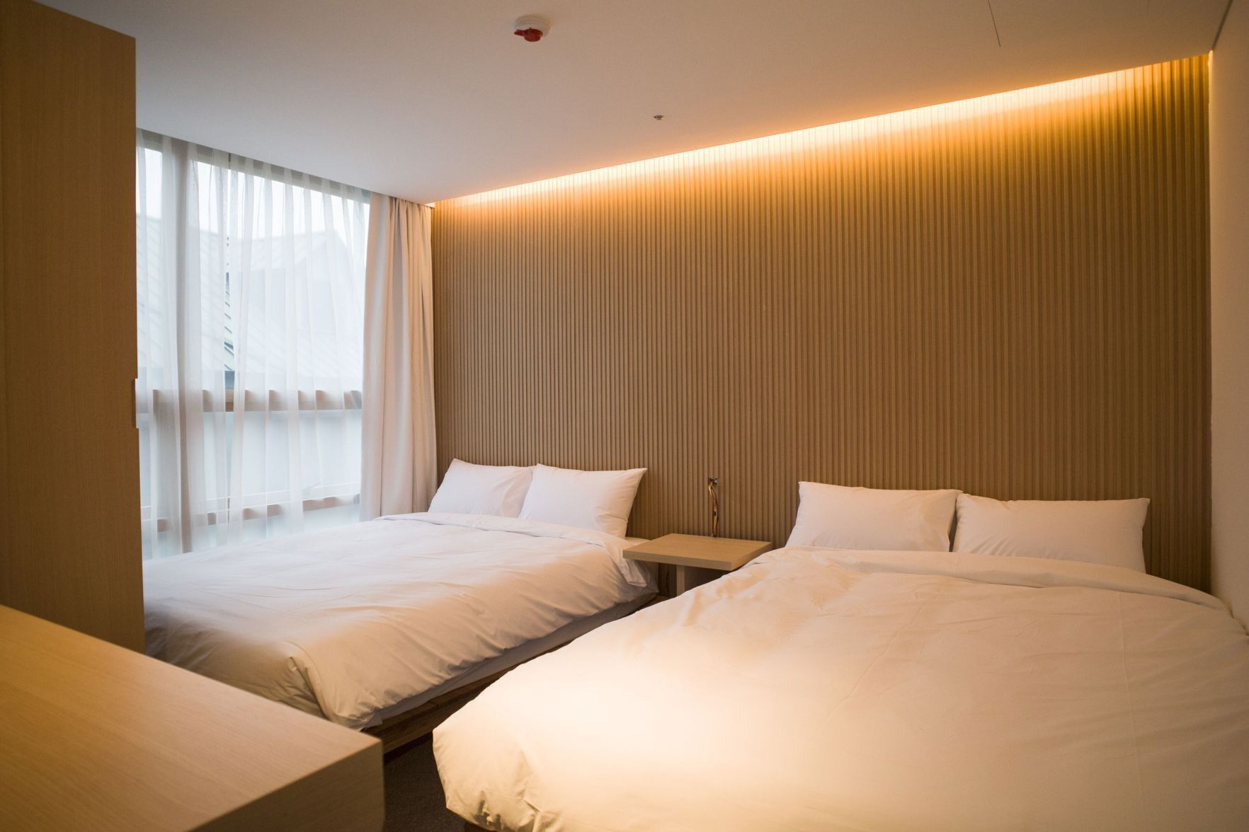 ผ้าม่านกันแสง, Wi-Fi ฟรี, ผ้าปูที่นอน