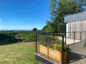 Property grounds - One-story house in Pleumeur-Bodou with WIFI, garden, and terrace (Pleumeur-Bodou)