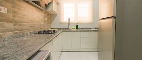 Fridge, microwave, oven, stovetop