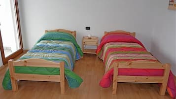 2 bedrooms, iron/ironing board, travel crib, free WiFi