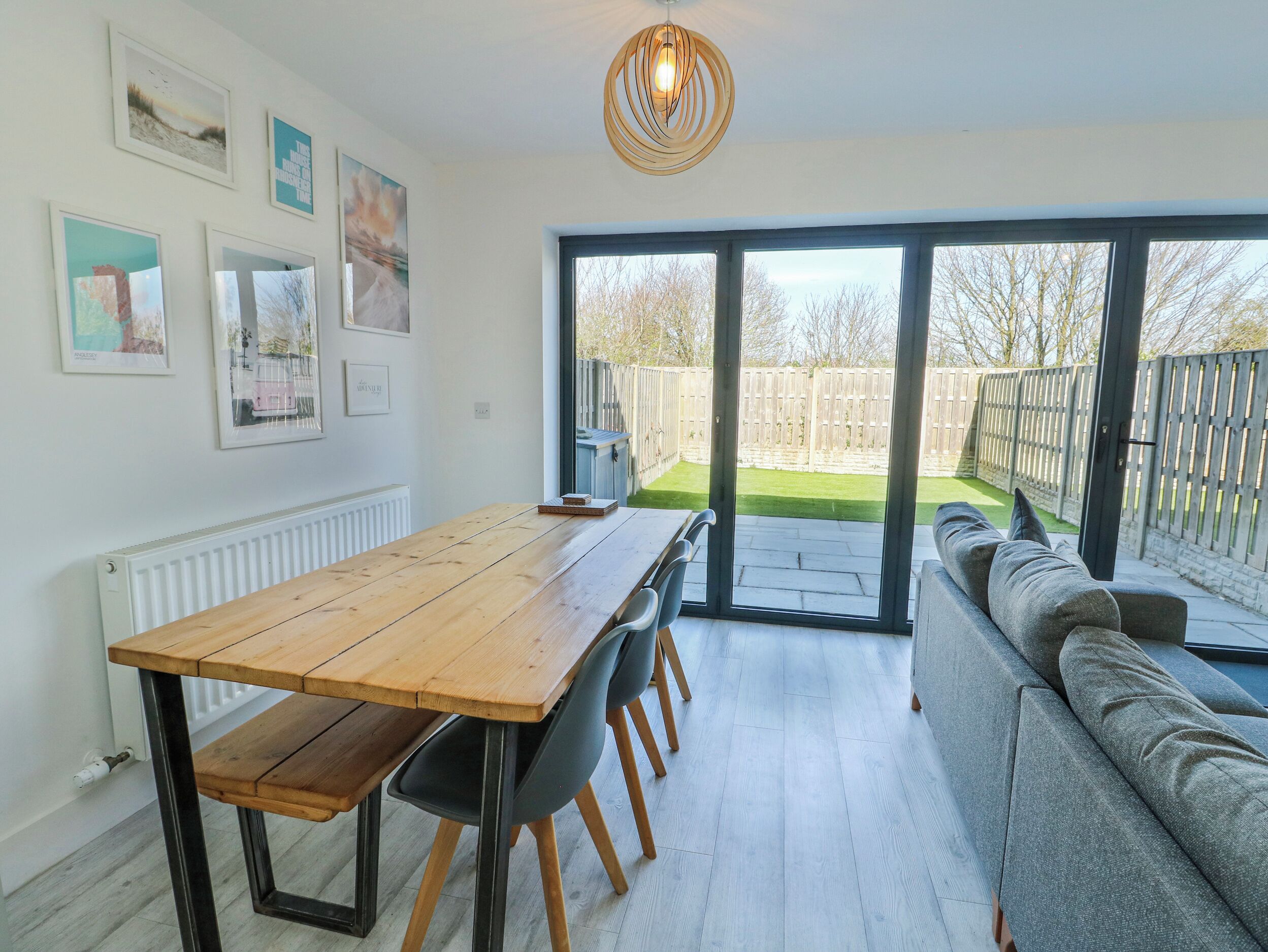 Cottage | Interior