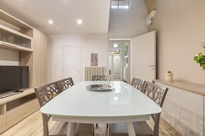 Dining - 2252 Suite 79 by Barbarhouse (Lecce)