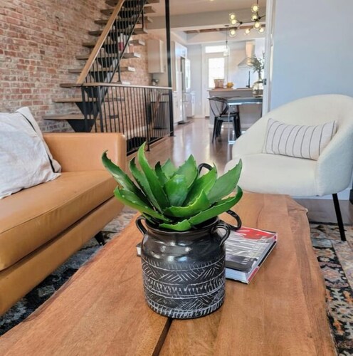 Near JHU & Downtown - Luxury Modern 4bd/3.5bath Rowhome w/ Outdoor Lounge