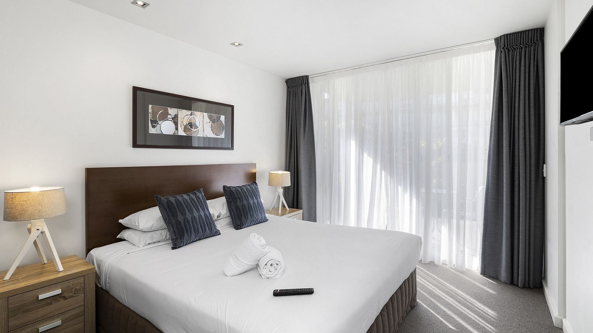 2 quartos, ferros/tábuas de passar roupa, Wi-Fi de cortesia