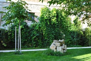 Enceinte de lâhĂ©bergement