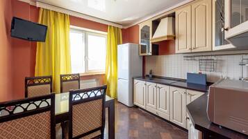 Luxury-Apartment | Eigene Küche | Kühlschrank, Mikrowelle, Ofen, Herdplatte