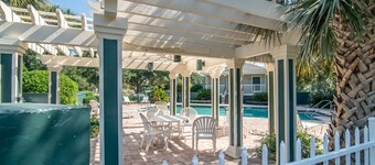 Lakeside Villa 63A located in Litchfield by the Sea Community
