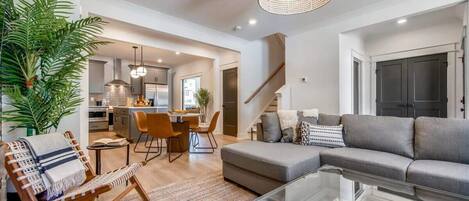 Smart TV, servicios de streaming y oficina