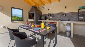 Dining - Villa Hakuna Matata (Istria - Veljaki) (Veljaki)