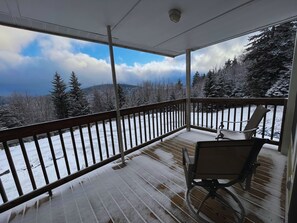 Property grounds - Sunrise 1 - Pet-Friendly, Ski-In/Ski-Out Townhome (Snowshoe)