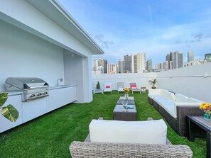 ลานระเบียง/นอกชาน