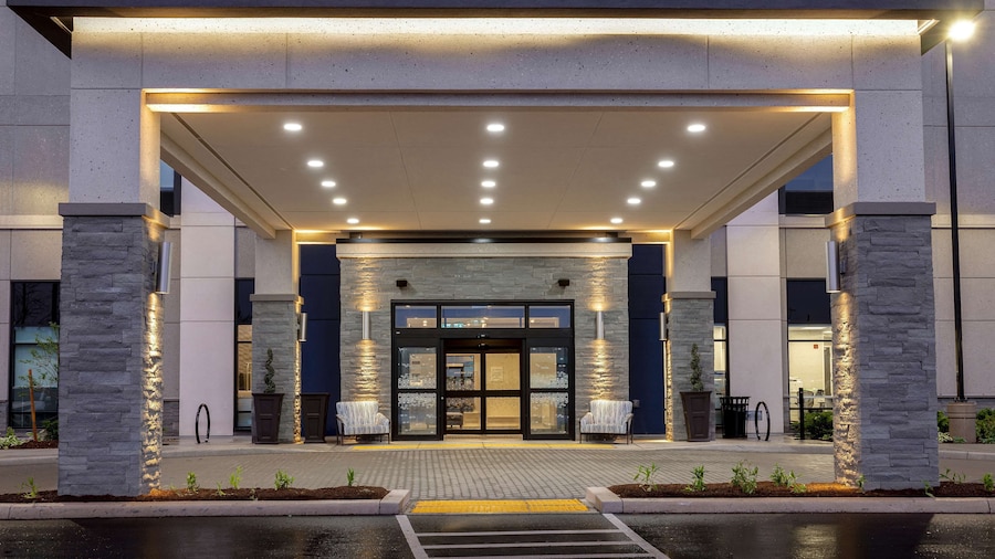 Hampton Inn & Suites by Hilton Burlington Toronto